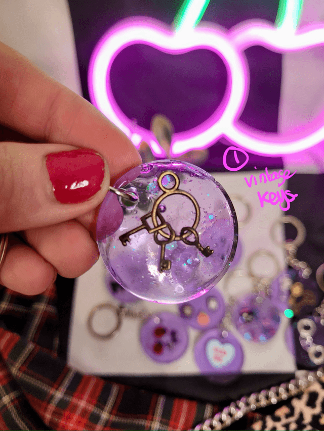 Purple Circle Keyrings - Various Keychains
