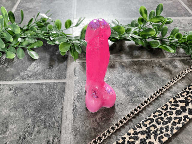 Penis Ornament - Pink Glitter - 12cm