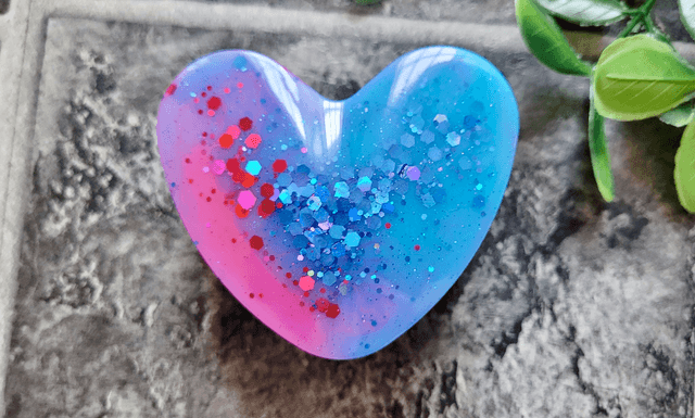 Heart Pot Trinket Tray – Bright Pink and Blue Glitter Heart Shaped Box