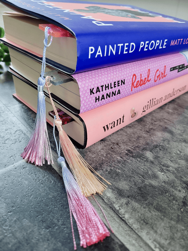 Pink and Red Kisses Glitter Bookmark