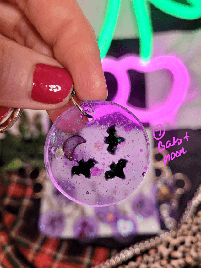 Purple Circle Keyrings - Various Keychains