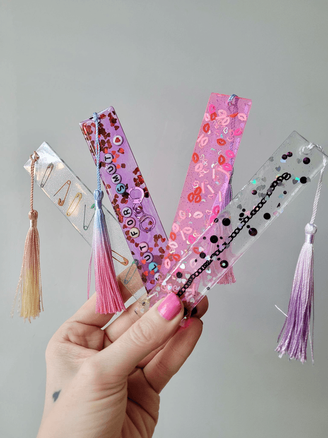 Black Chain Bookmark - Seconds