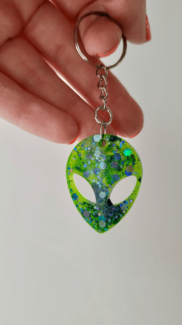 Alien Keyring - Various Colourway Alien Head Keychains