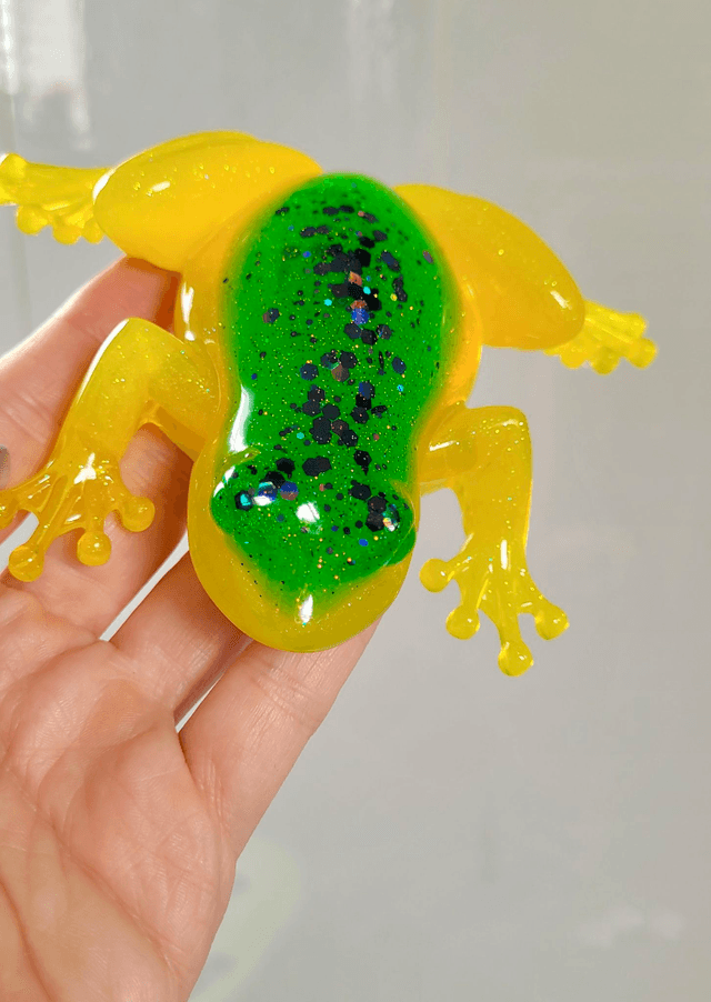 Frog Ornament – Yellow and Green Glitter