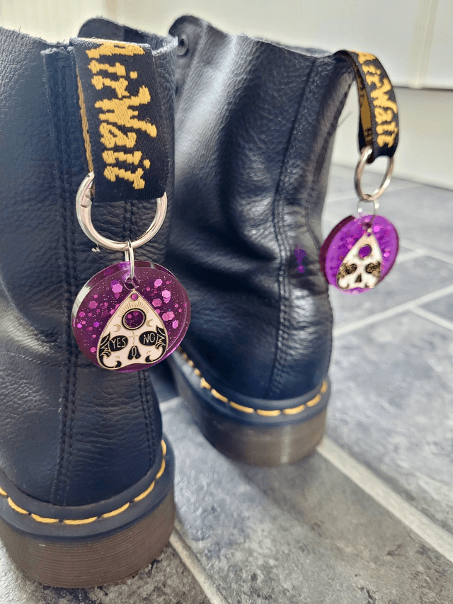 Boot Charms - Ouija Planchette Purple Glitter YES/NO Boot Clips
