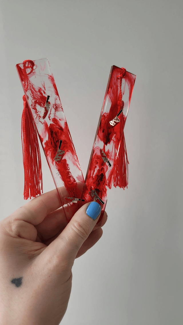 Bloody Knives Bloody Horror Bookmarks with Mini Knife Charms