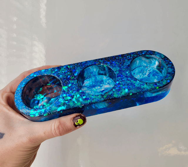 Triple Tealight Candle Holder – Blue Heart Glitter