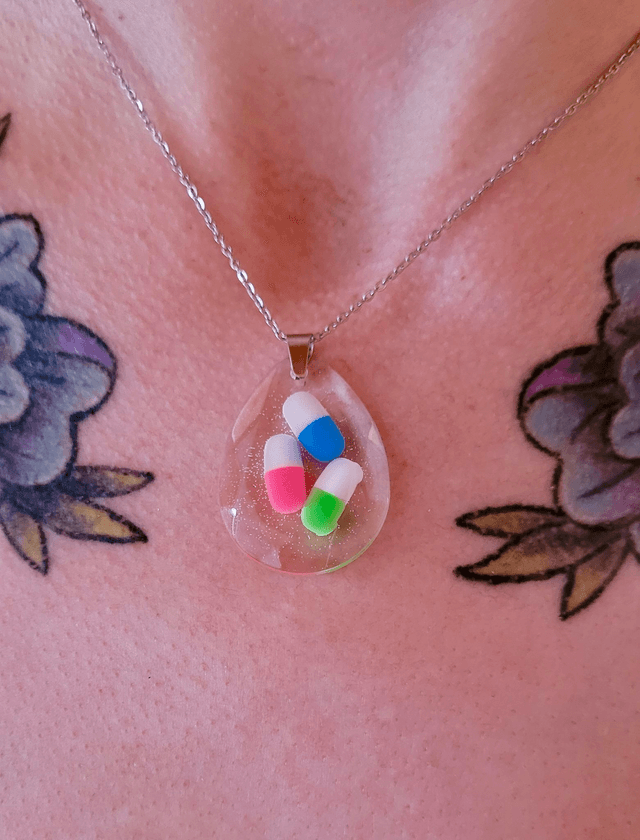 Clear Pill Necklace - Stainless Steel Extender Chain 40cm + 5cm