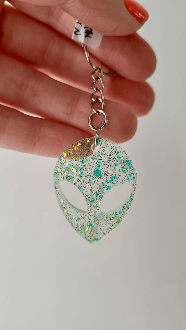 Alien Keyring - Various Colourway Alien Head Keychains
