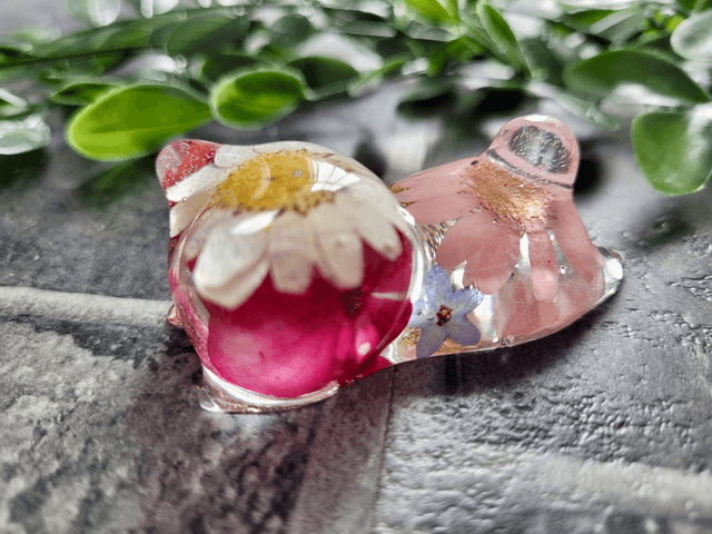 Cat Ornaments | Pen or Paintbrush Rest Holder & Desk Decor