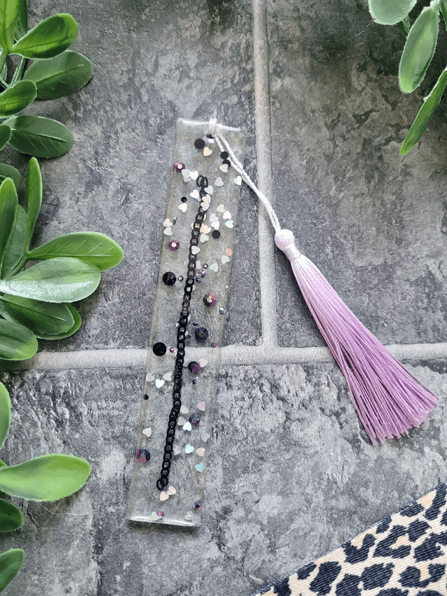 Black Chain Bookmark - Seconds