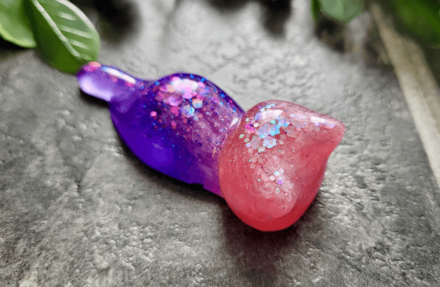 Cat Ornaments | Pen or Paintbrush Rest Holder & Desk Decor
