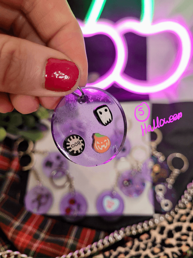 Purple Circle Keyrings - Various Keychains