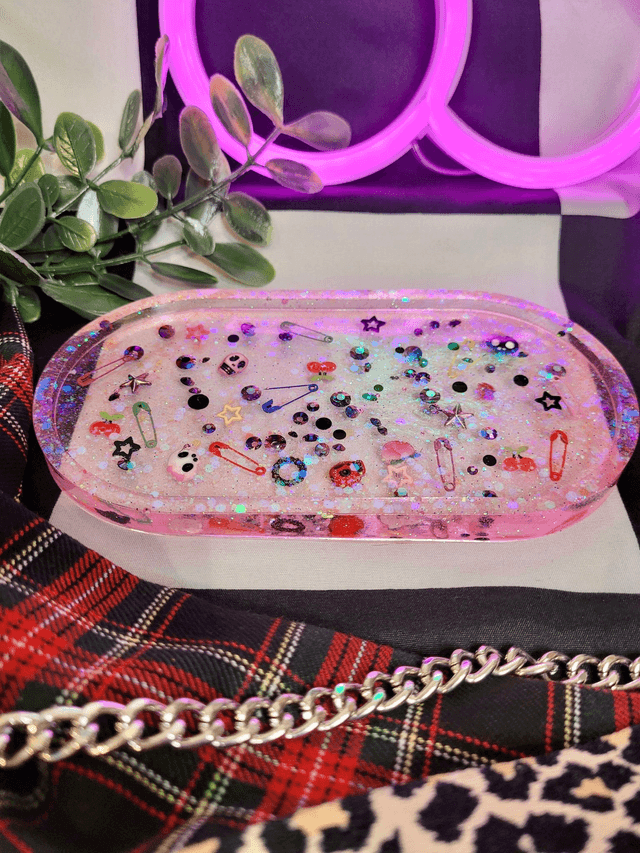 Trinket Tray - Punk / pop-punk theme