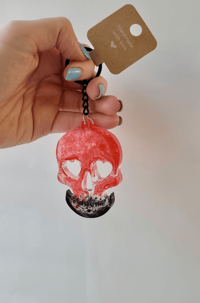 Bloody Red & Black Skull with Heart Eyes, Black Keychain Keyring 
