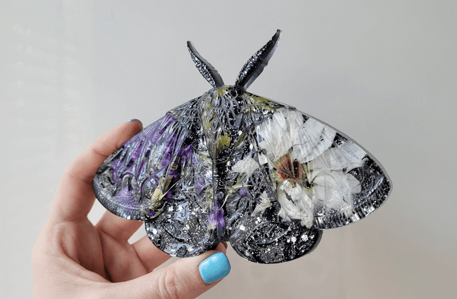 Moth Wall Hanging - Black Glitter, Real Dried Flowers