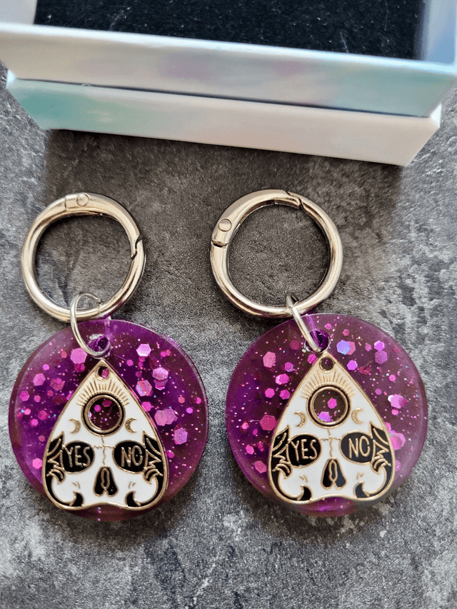 Boot Charms - Ouija Planchette Purple Glitter YES/NO Boot Clips