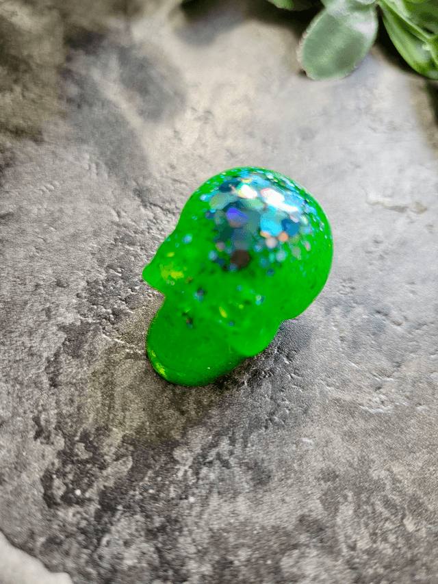 Skull Ornament – Mini - Green Glitter