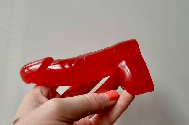 Penis Ornament - Bold Red - 12cm