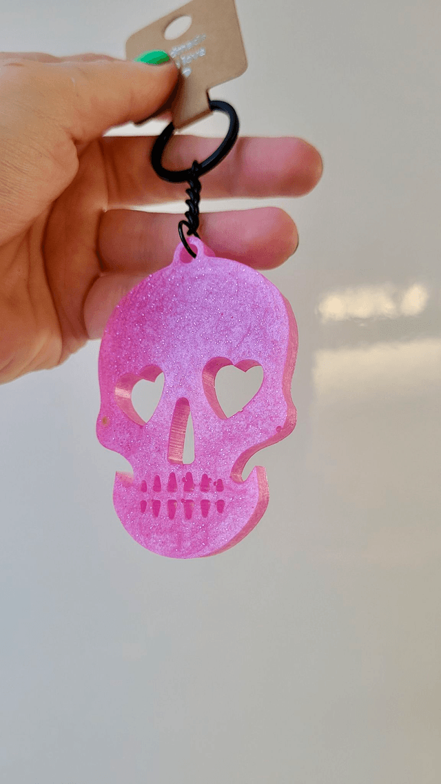 Light Pink Glitter Shimmer Skull with Heart Eyes, Black Keychain Keyring