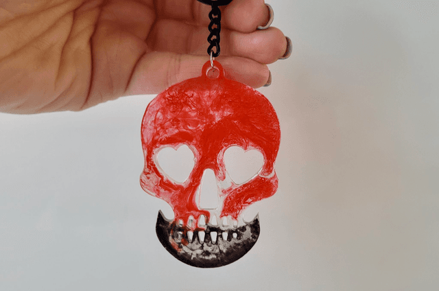 Bloody Red &amp; Black Skull with Heart Eyes, Black Keychain Keyring 